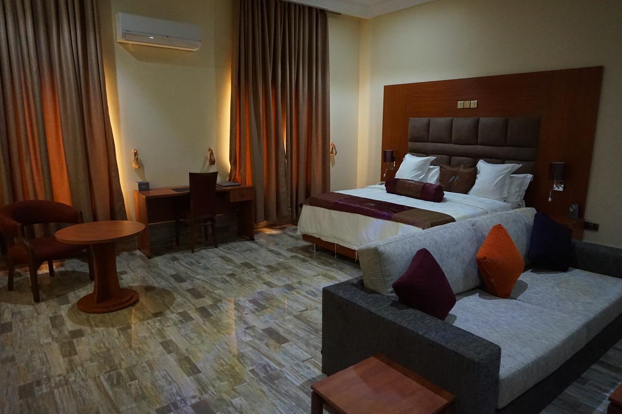 Aenon Suites Oshogbo Exterior foto
